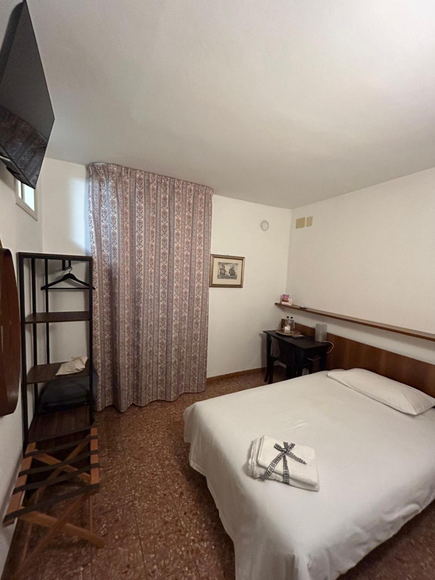 Albergo Da Pina Lazise Eksteriør bilde